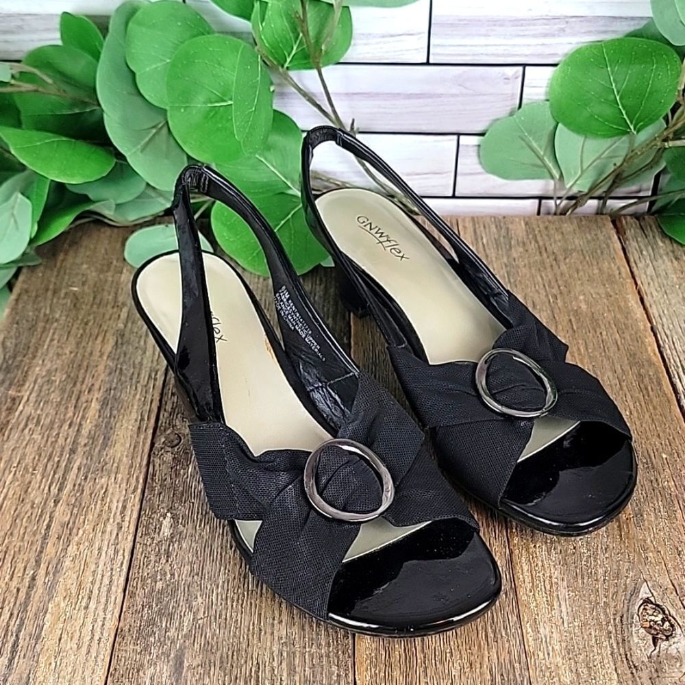 GNW Kent flex sandal Size 6.5